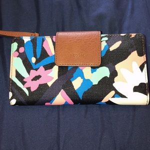 Fossil wallet